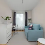 Family In Cracow With Parking, Desk And Bathtub By Renters Διαμέρισμα Krasków