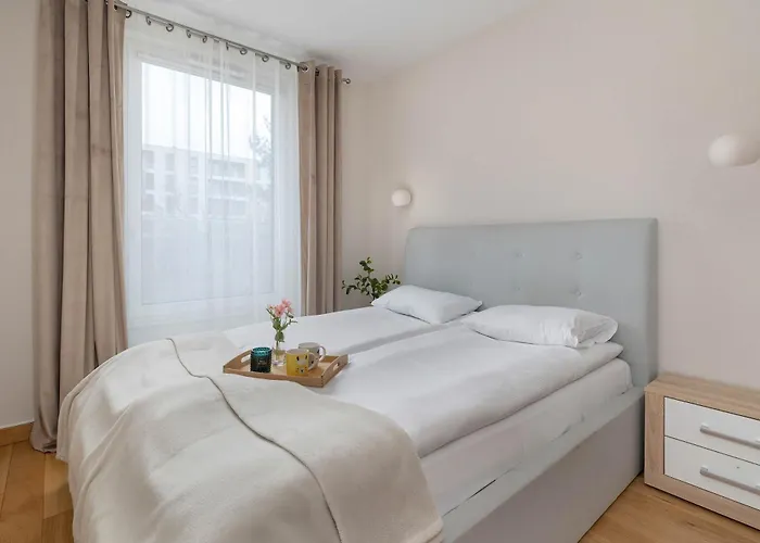 شقة Family In Cracow With Parking, Desk And Bathtub By Renters *